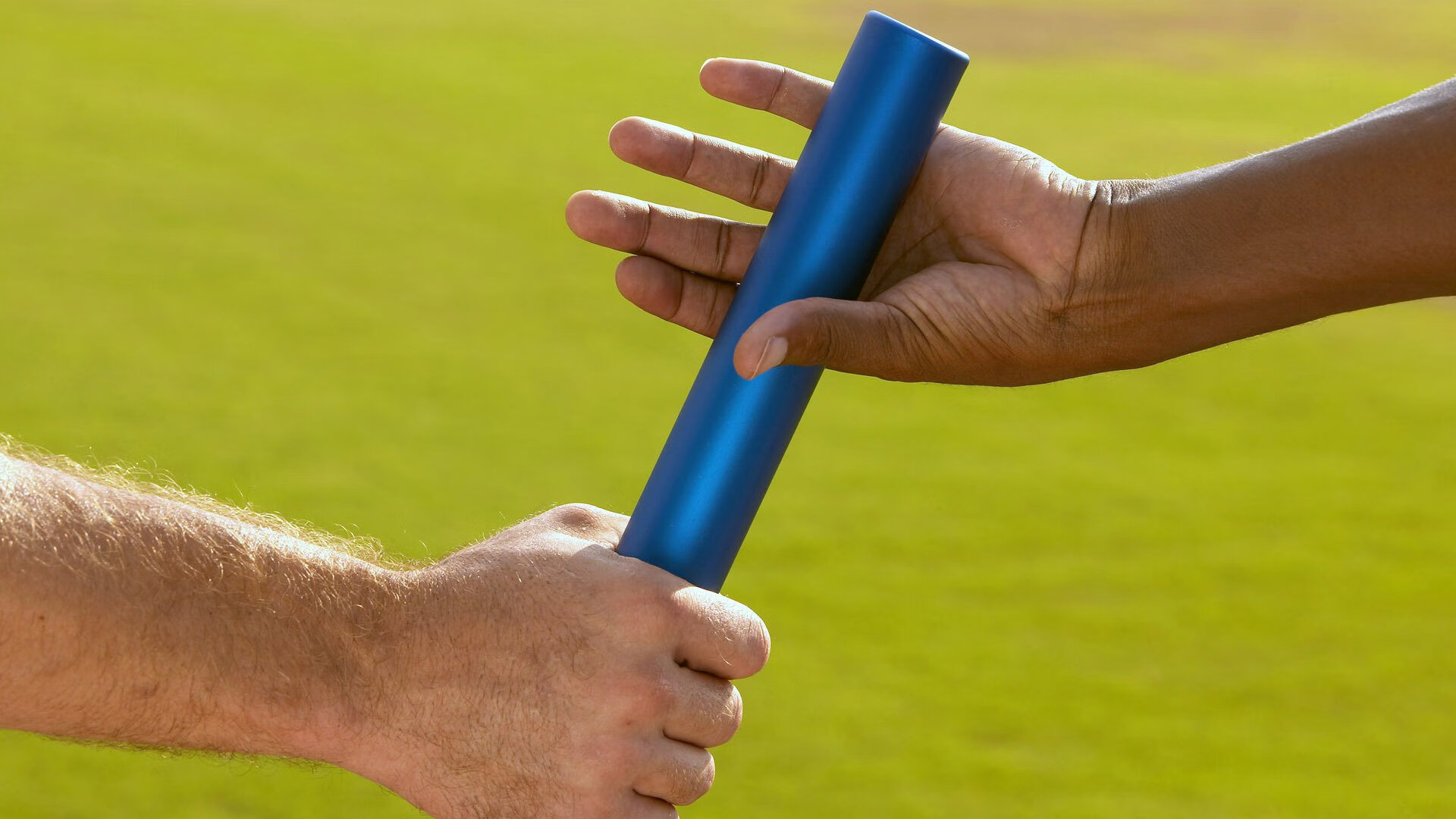 苏炳添表示不放弃就是最快的秘诀，苏炳添突破瓶颈