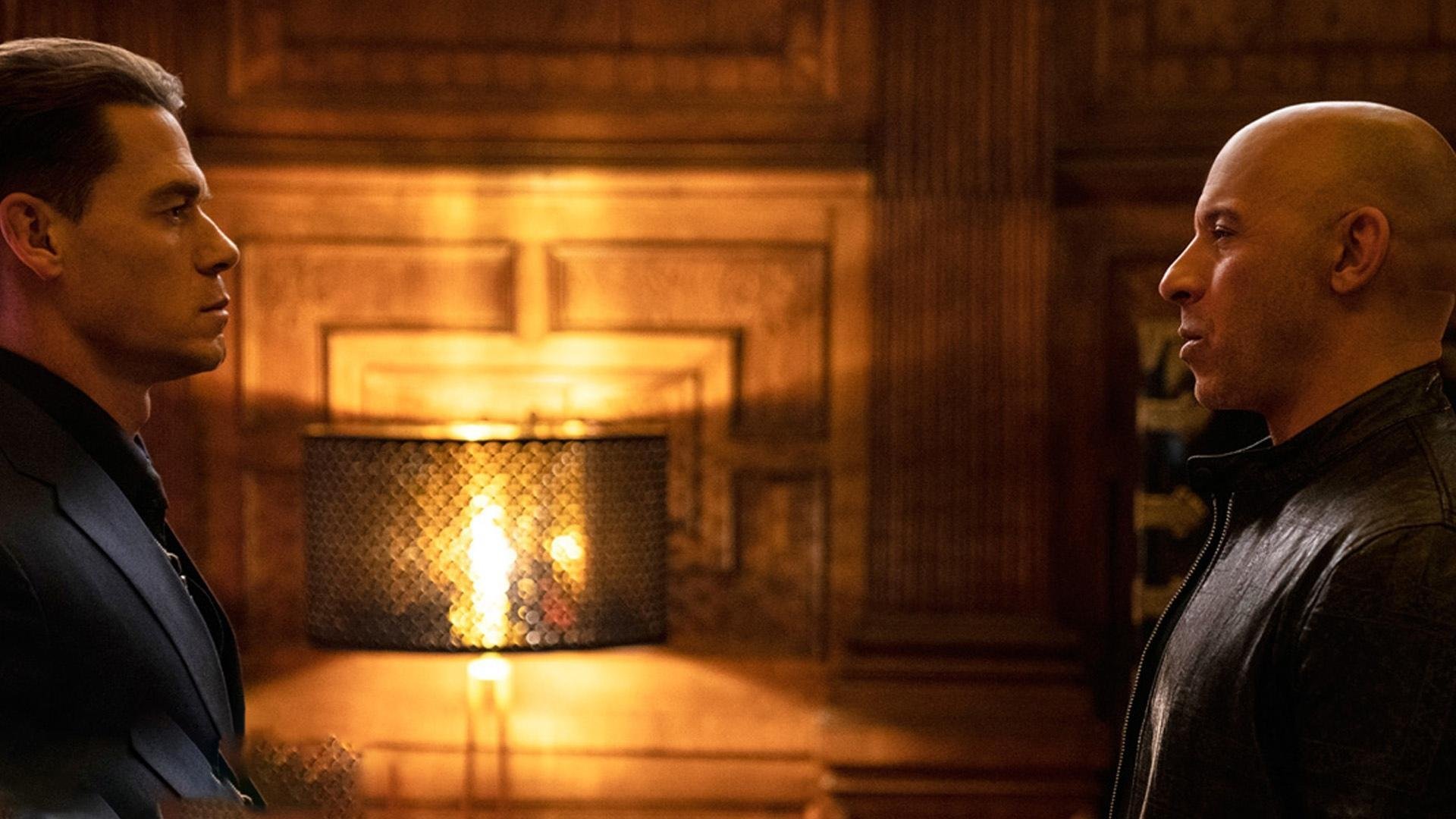 夜間水上滑索体验，激发运动激情，水上滑道尴尬视频